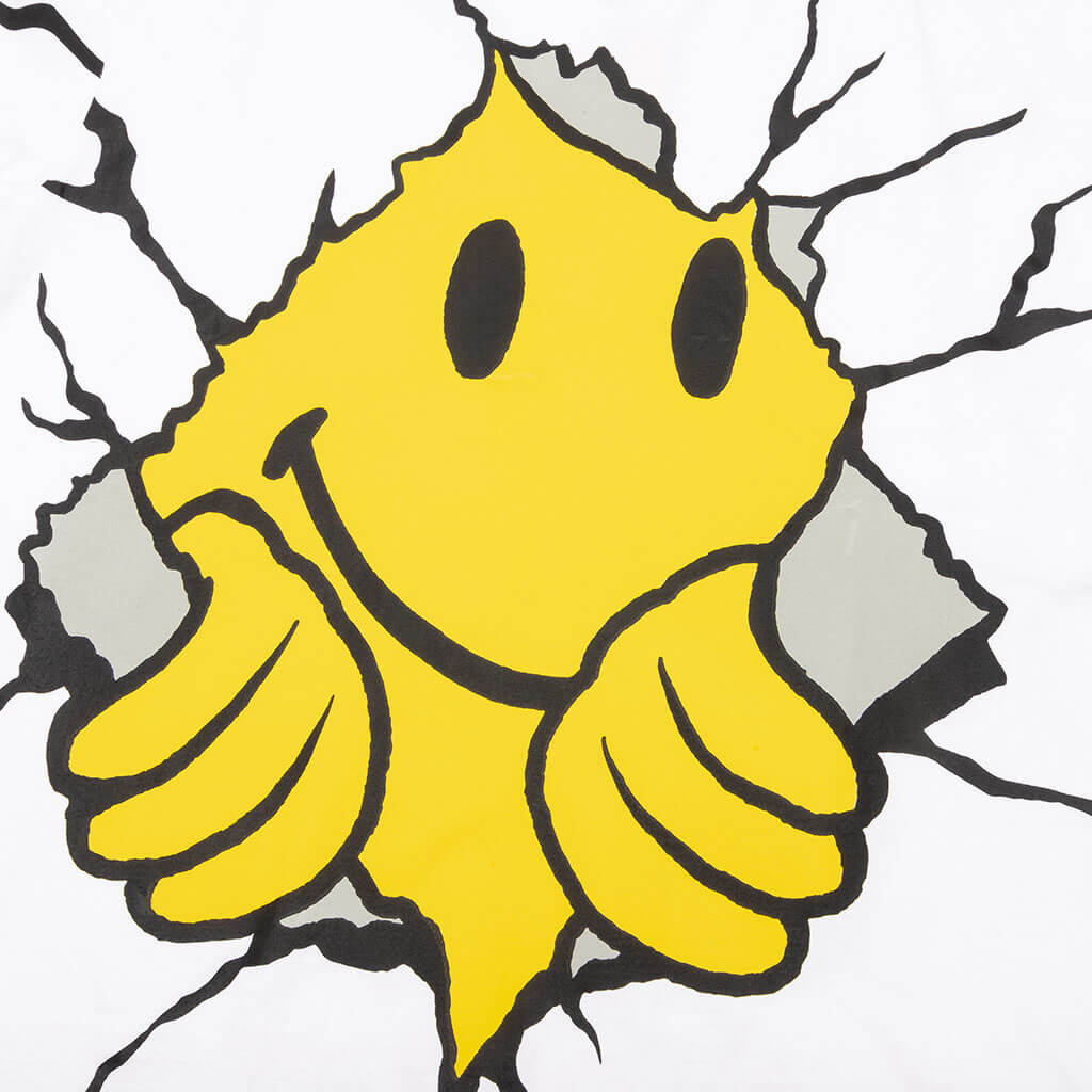 Chinatown Smiley Dry Wall Breaker Tee - White