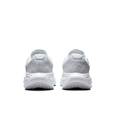 Nike Revolution 8