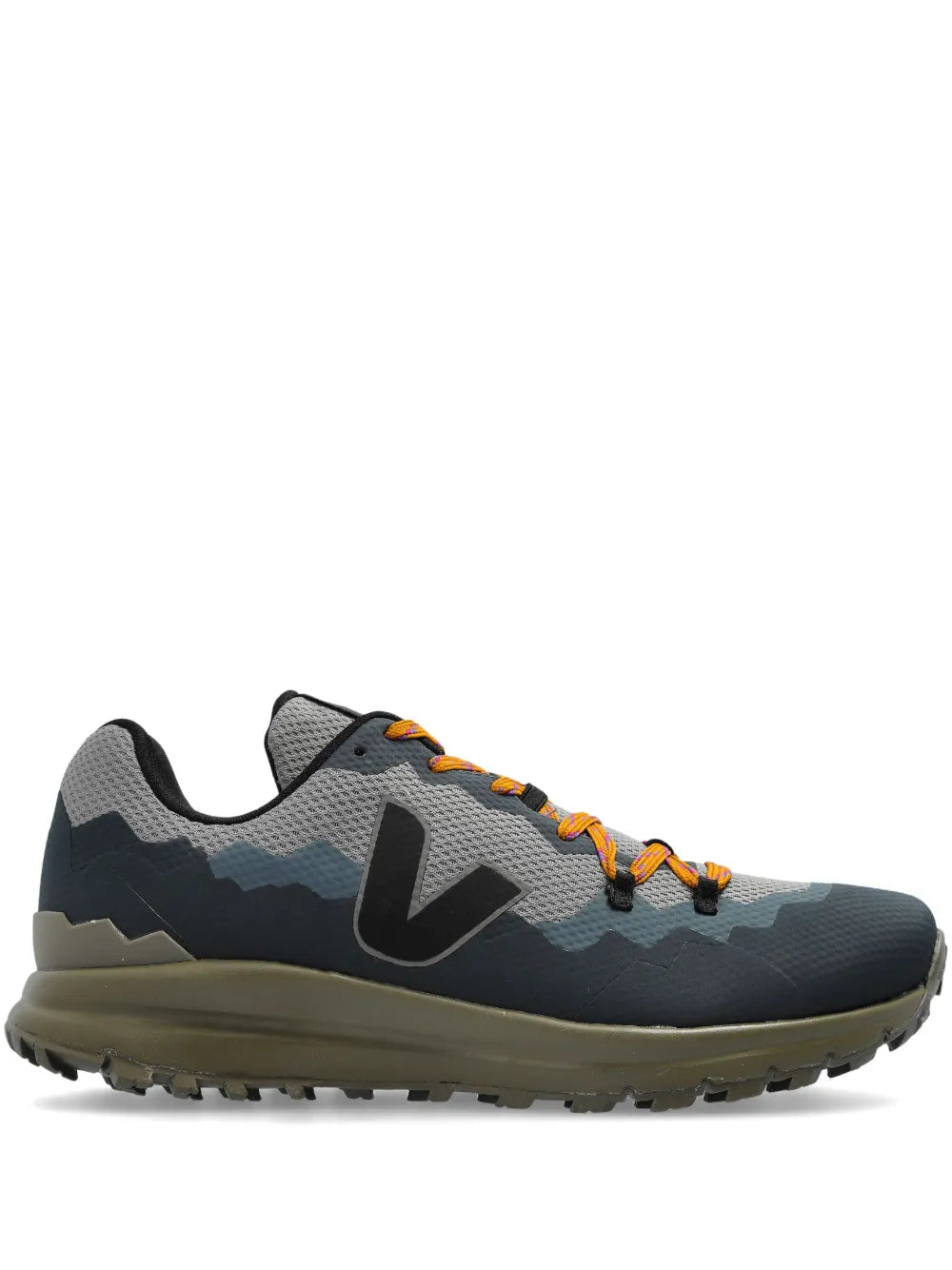 Veja Fitz Roy Trainers