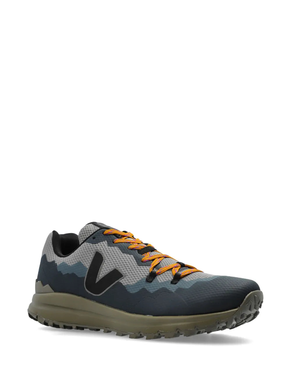 Veja Fitz Roy Trainers