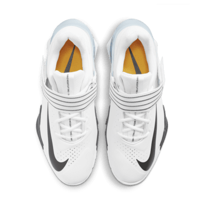 Nike Savaleos