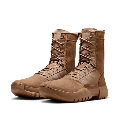 Nike SFB Air Field Ukiah 8 L